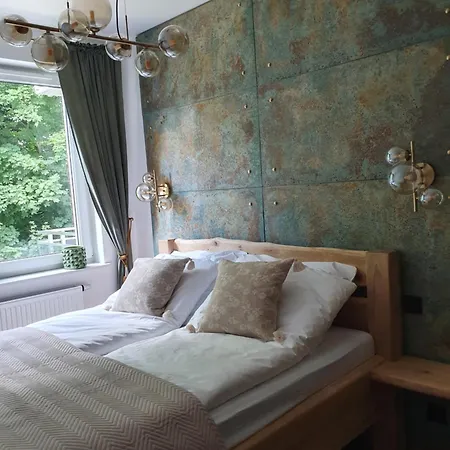 Lynova Z Parkingiem Podziemnym