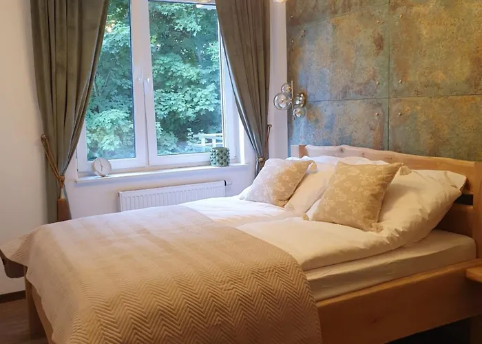 Lynova Z Parkingiem Podziemnym Apartment *