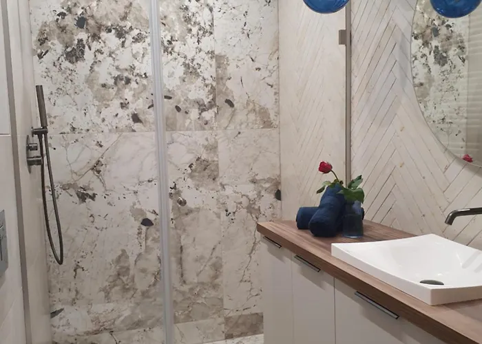 Lynova Z Parkingiem Podziemnym