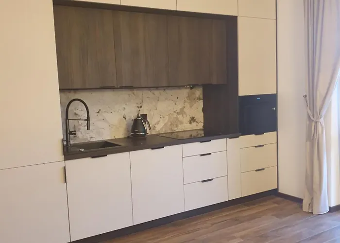 Lynova Z Parkingiem Podziemnym Apartment